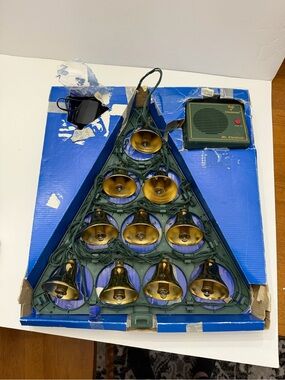 Vintage 1991 Mr. Christmas Bells Of Christmas 10 Brass Musical 15 Songs Holiday